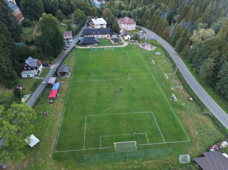 fotbalové hřiště