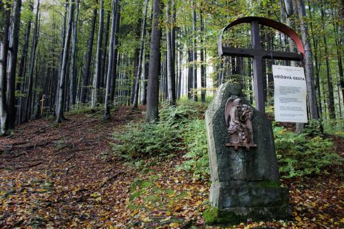 Cesta křížová